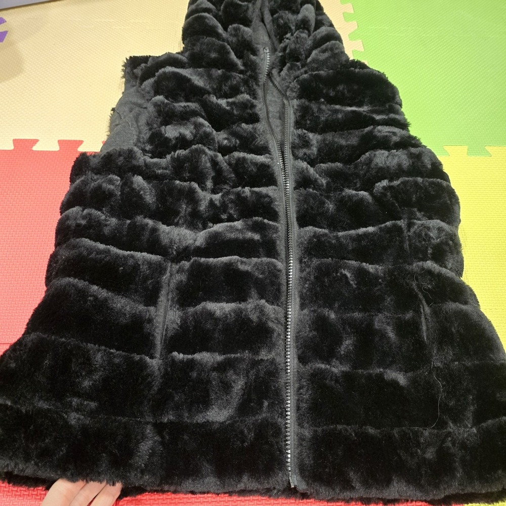 Be Boundless‎ Women's Reversible Faux Fur Hooded Vest Black Charcoal Gray Size M